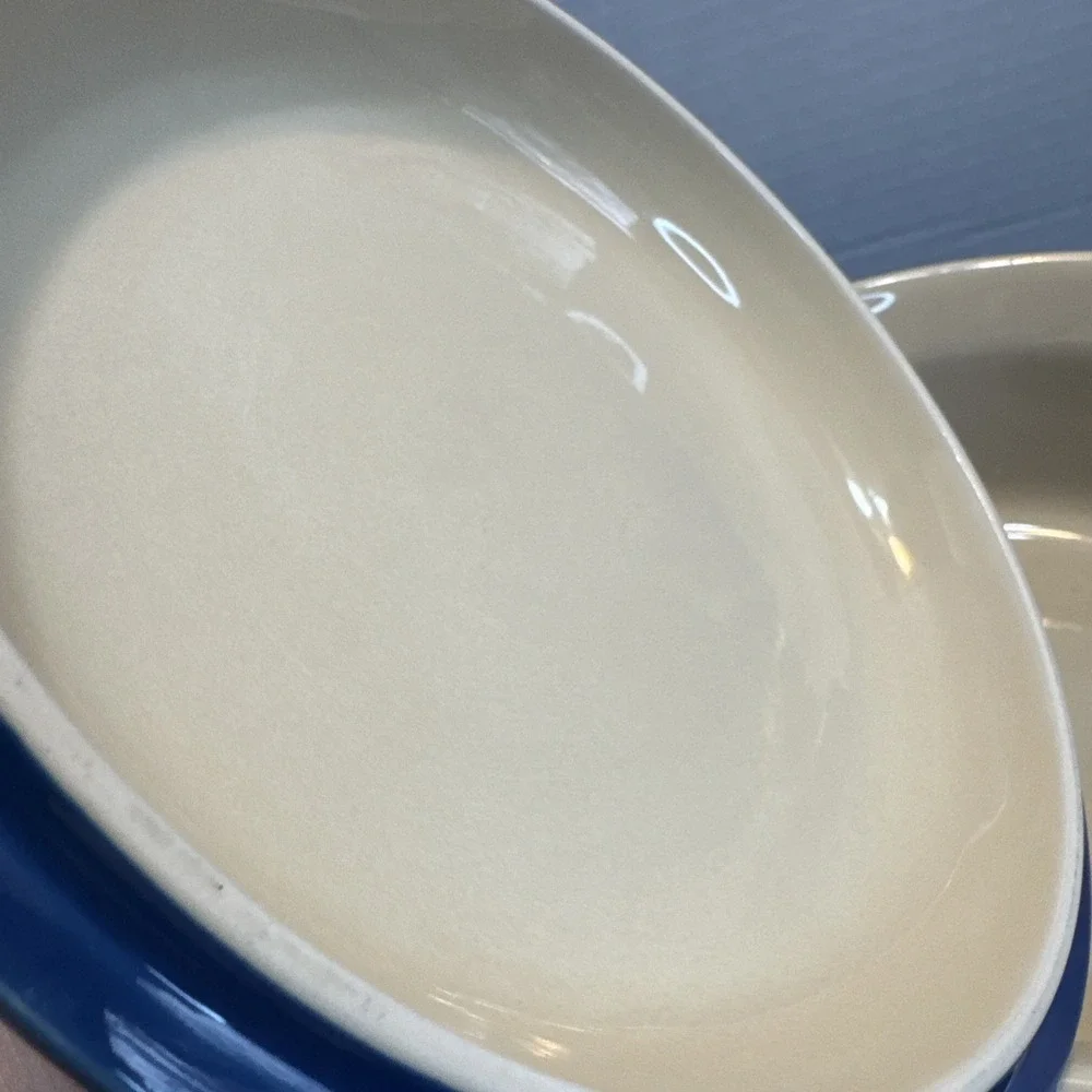Le Creuset Blue Enameled Shallow Round Oven Casserole Baking Dish 2 & 3/4-Qt